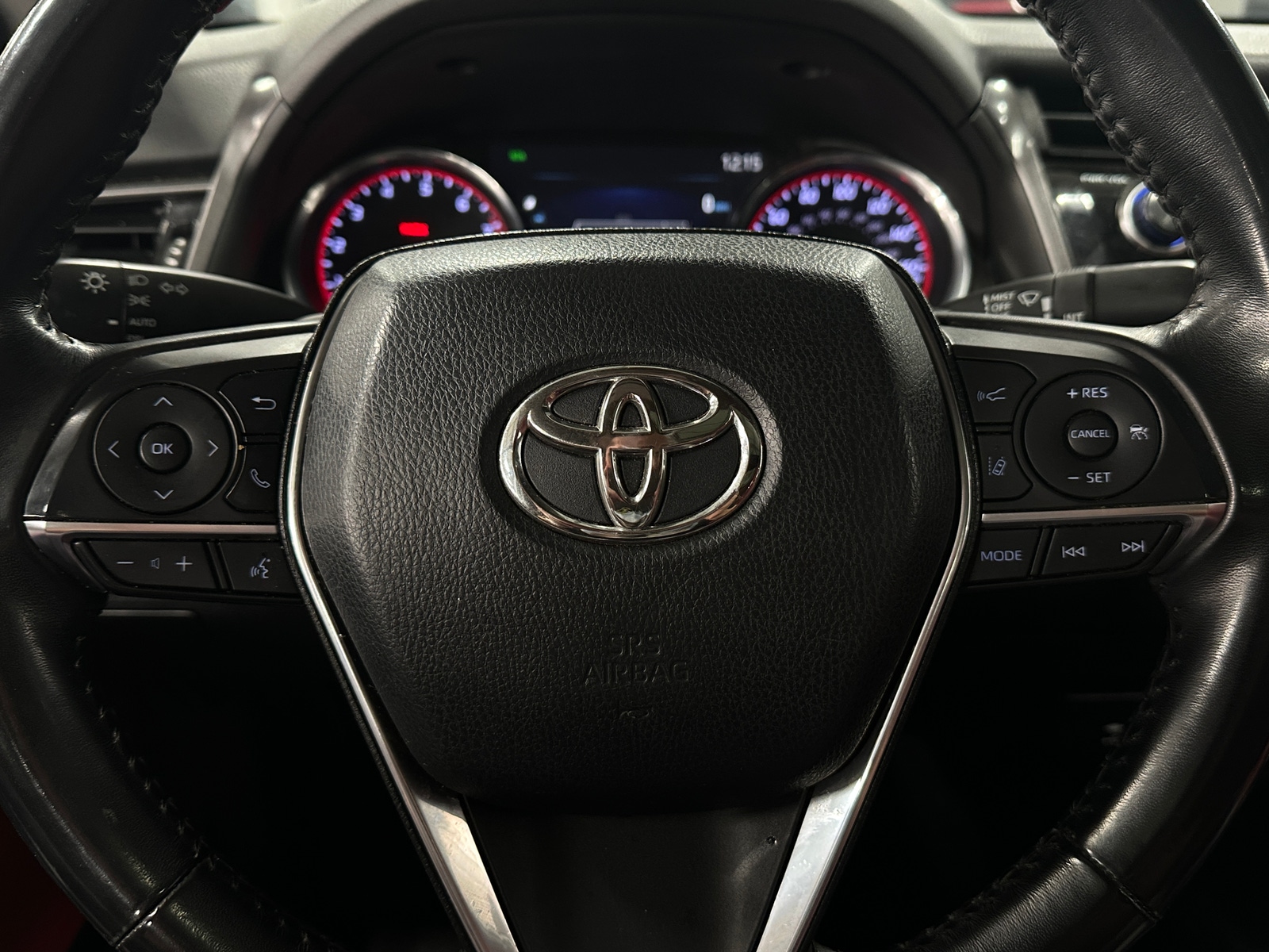 Thumbnail: 2019 Toyota Camry - 4