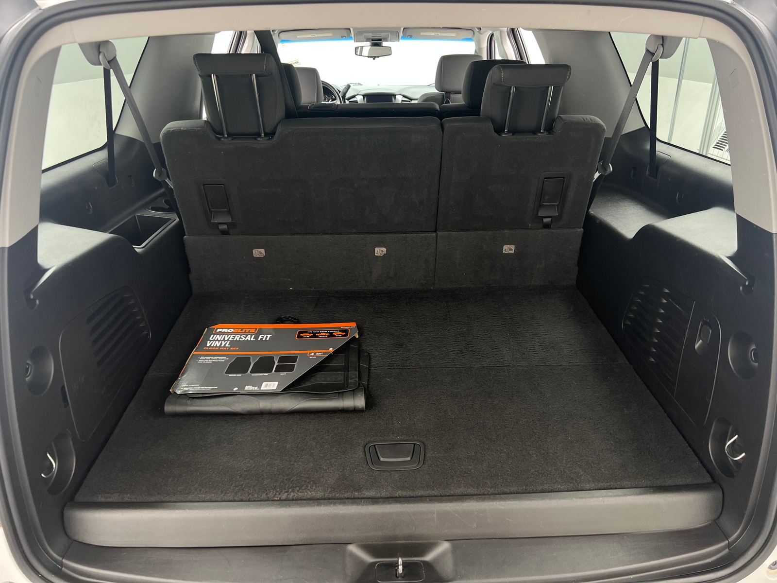Thumbnail: 2019 Chevrolet Suburban - 7