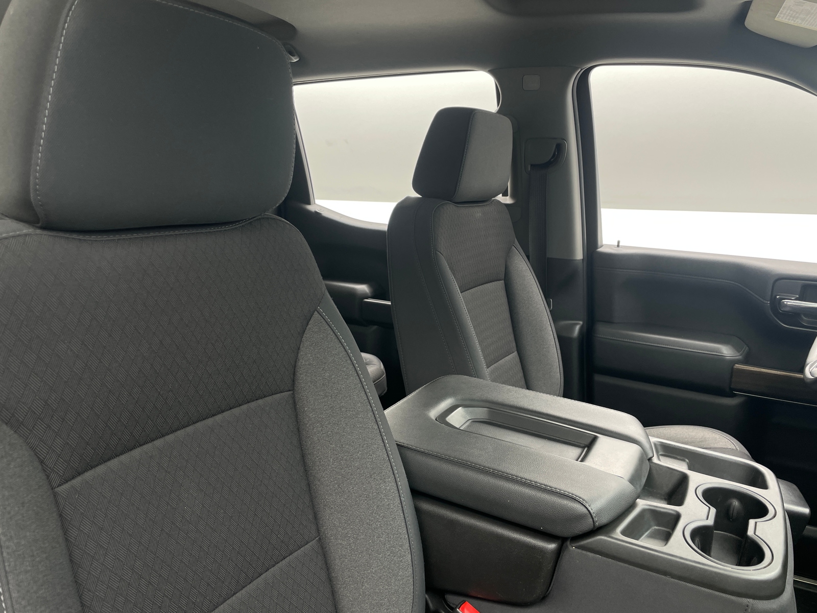Thumbnail: 2020 Chevrolet Silverado 1500 - 2