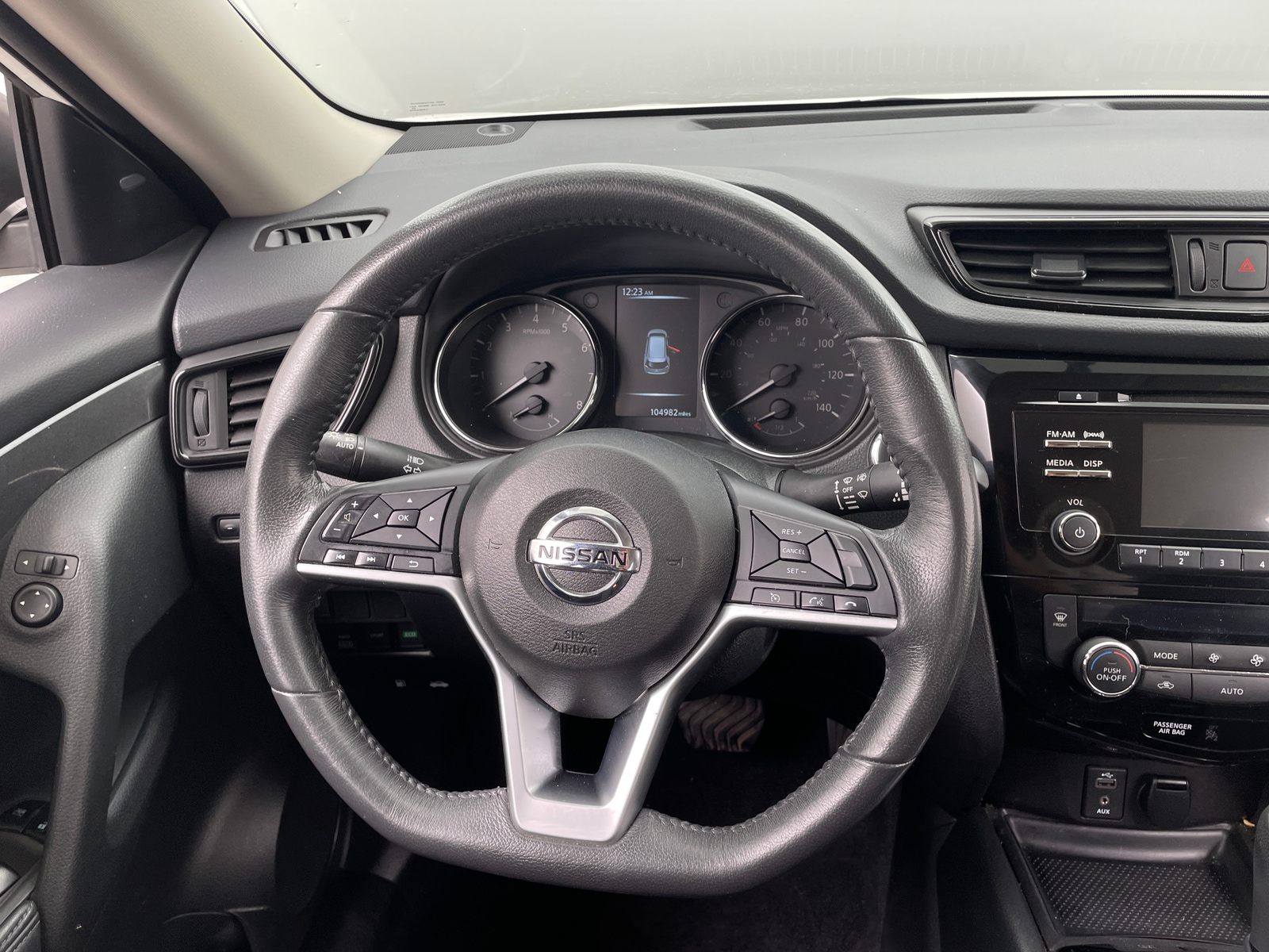 Thumbnail: 2017 Nissan Rogue - 5