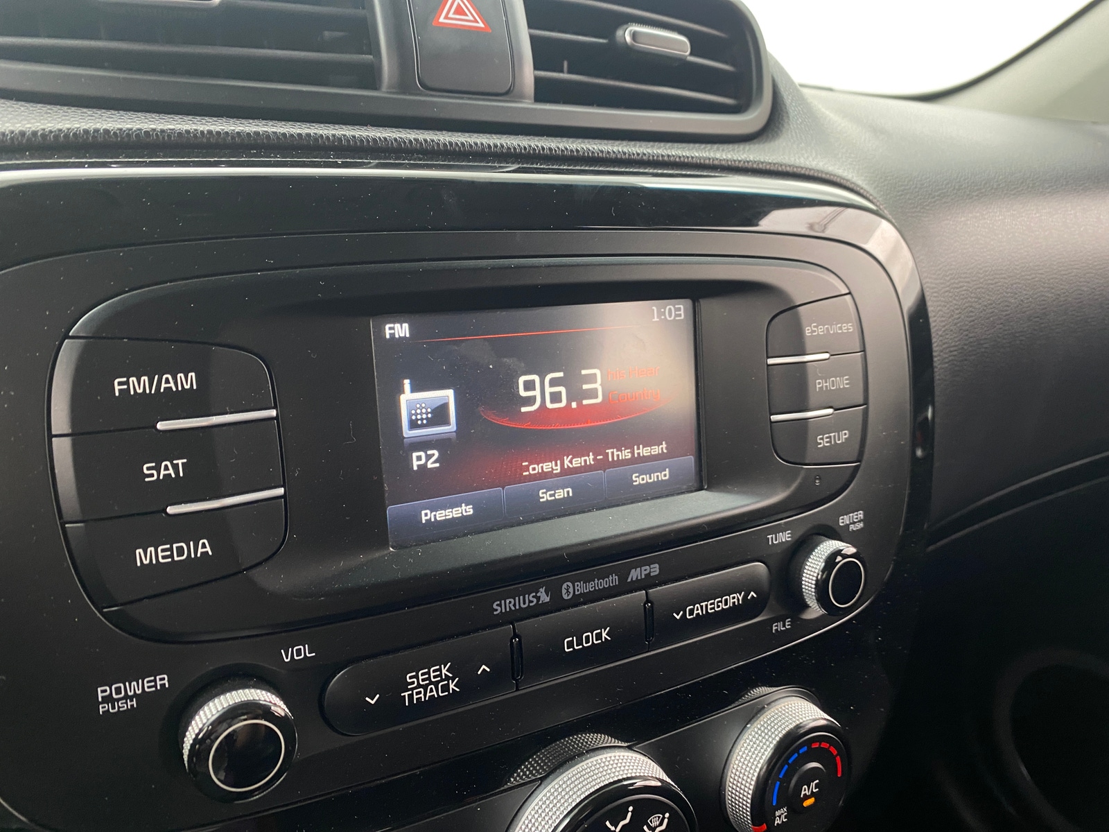 Thumbnail: 2015 Kia Soul - 4