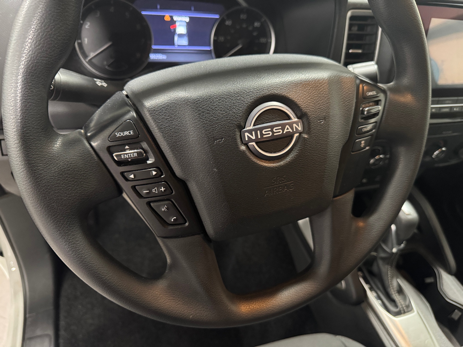Thumbnail: 2022 Nissan Frontier - 5