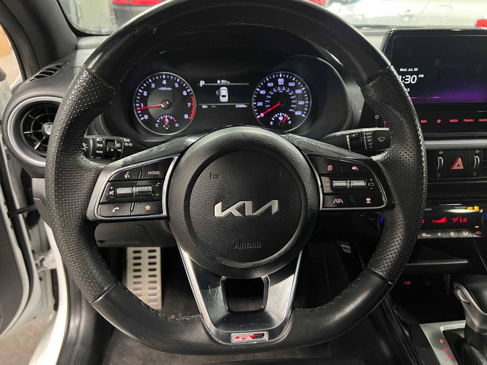 Thumbnail: 2023 Kia Forte - 5