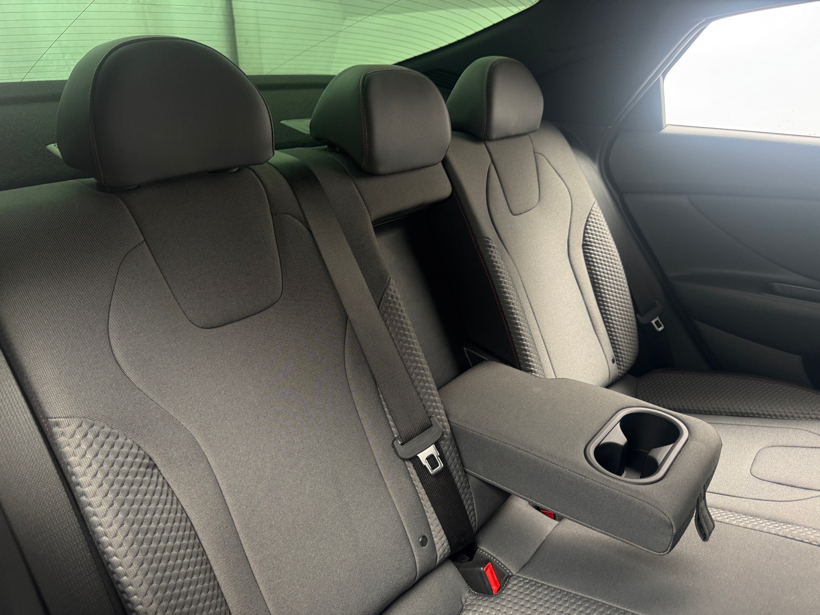 Thumbnail: 2022 Hyundai Elantra - 5