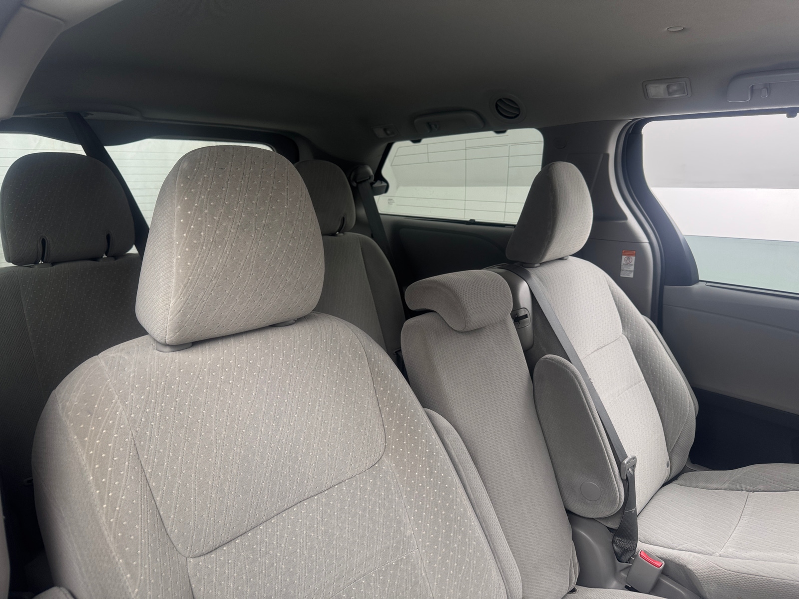 Thumbnail: 2019 Toyota Sienna - 6