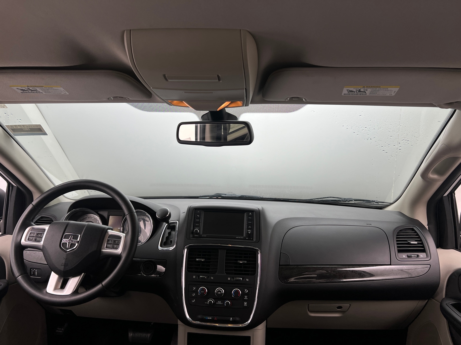 Thumbnail: 2018 Dodge Grand Caravan - 3