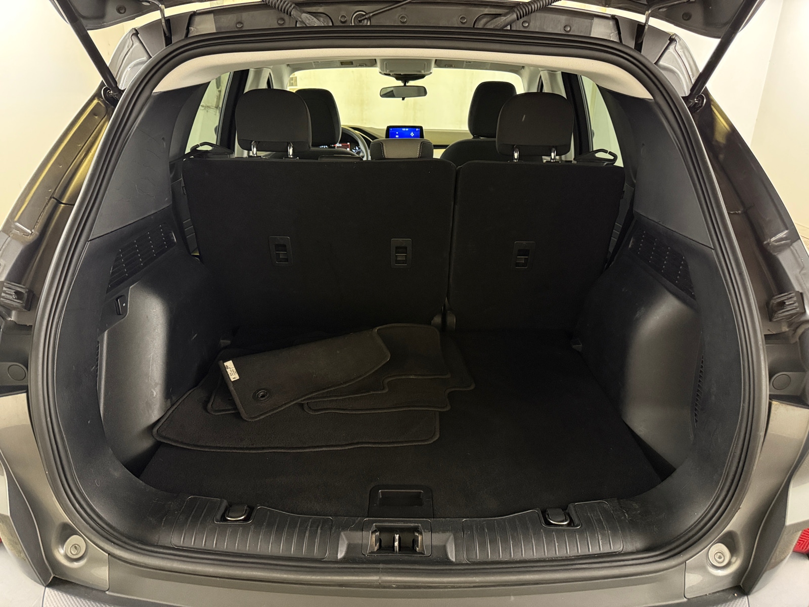 Thumbnail: 2021 Ford Escape - 7
