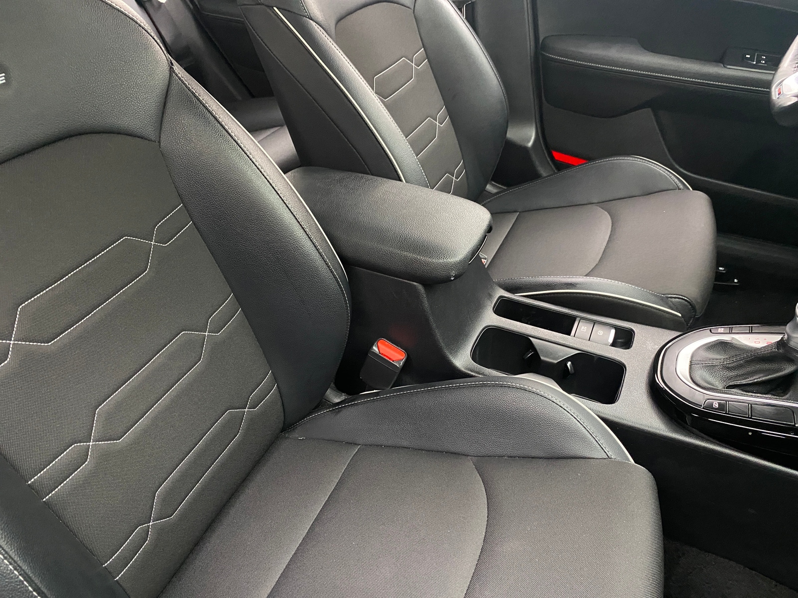 Thumbnail: 2022 Kia Forte - 2