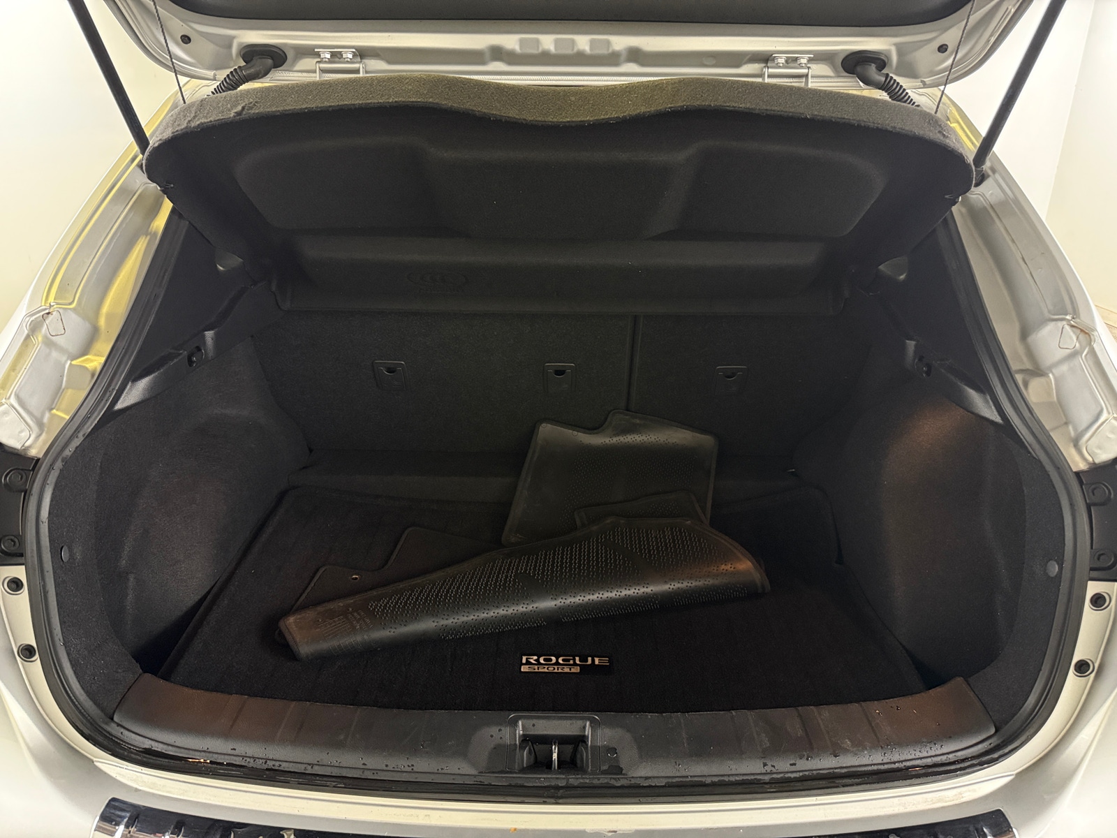 Thumbnail: 2018 Nissan Rogue Sport - 7