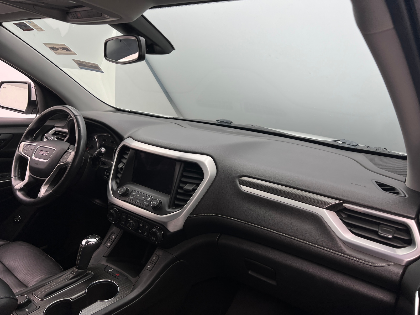 Thumbnail: 2019 GMC Acadia - 2