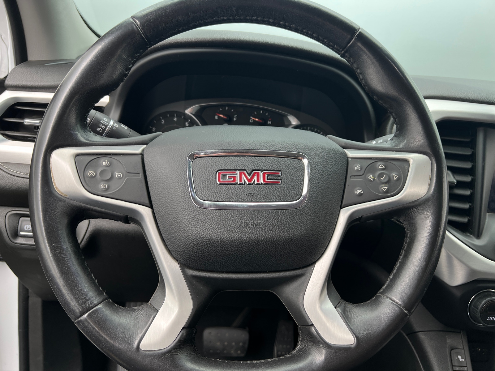 Thumbnail: 2019 GMC Acadia - 4