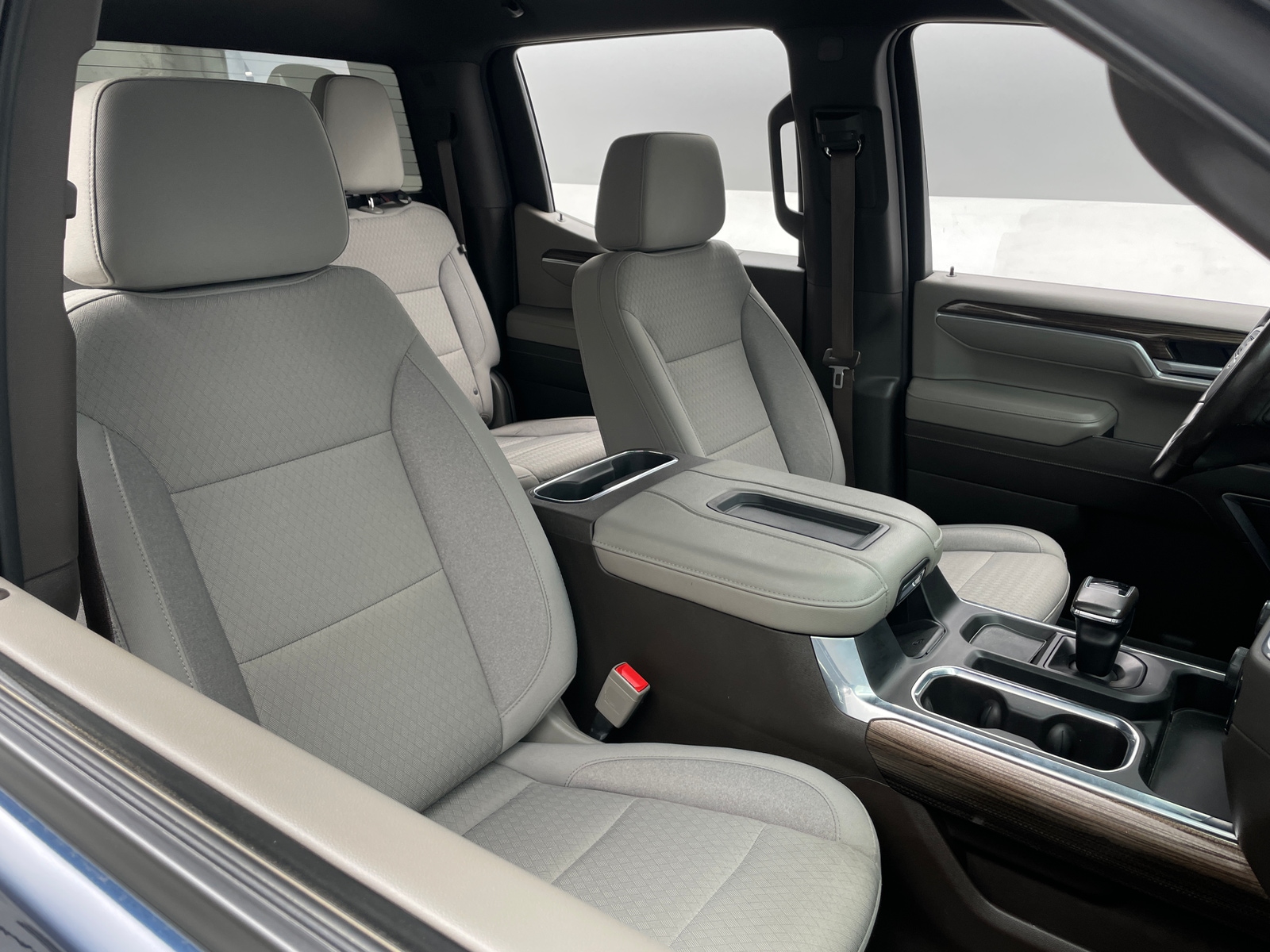 Thumbnail: 2022 Chevrolet Silverado 1500 - 2