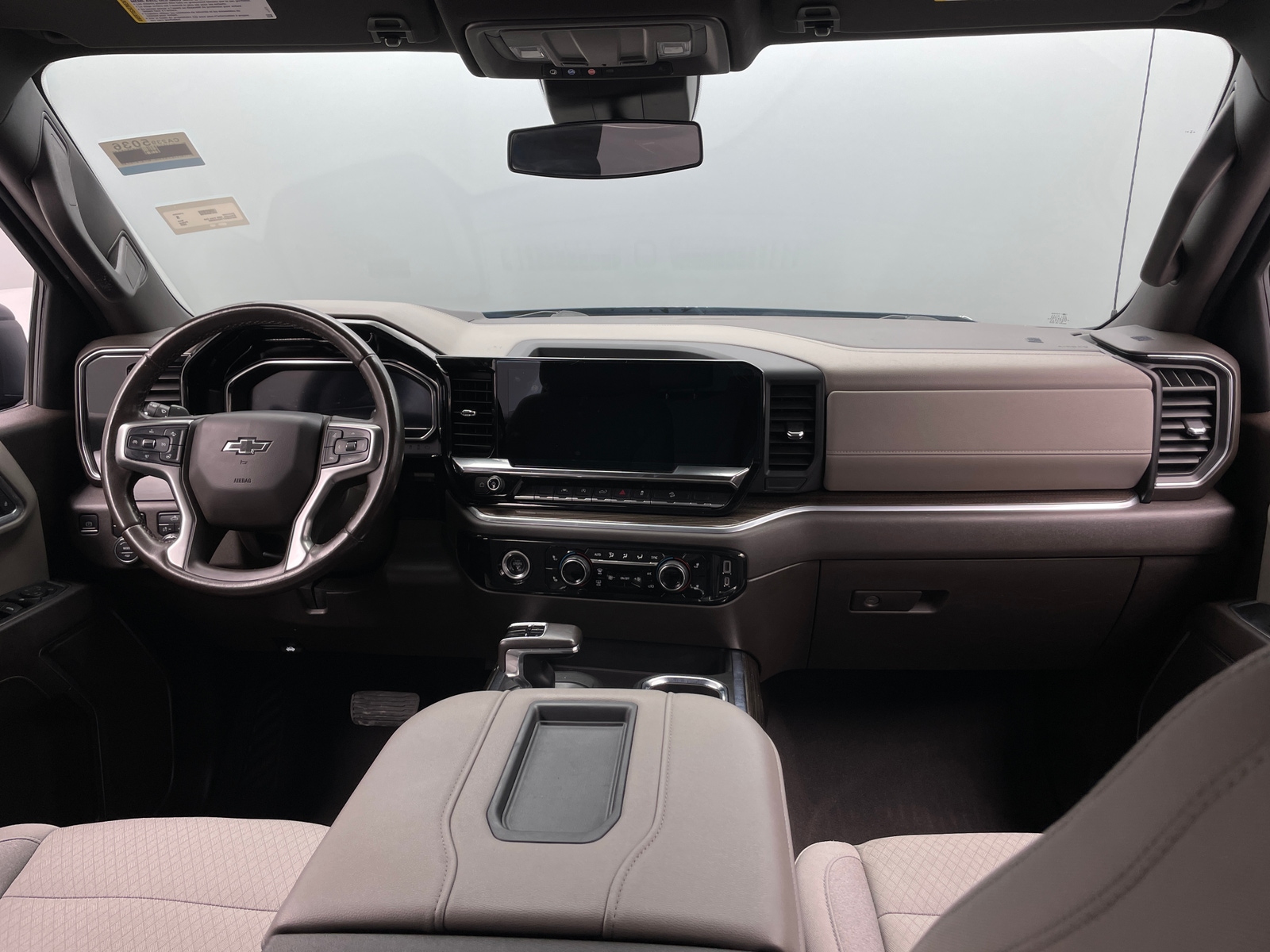 Thumbnail: 2022 Chevrolet Silverado 1500 - 3