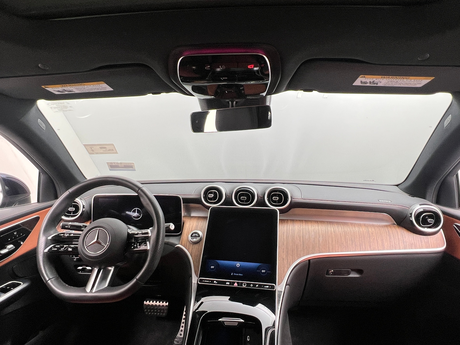 Thumbnail: 2024 Mercedes-Benz GLC - 2