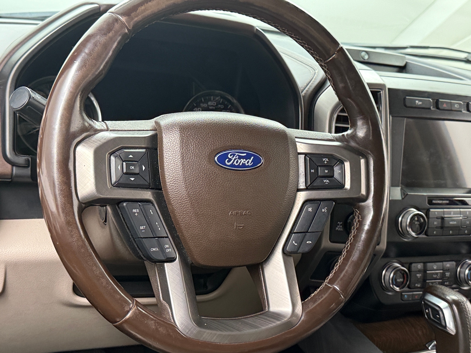 Thumbnail: 2019 Ford Econoline - 4