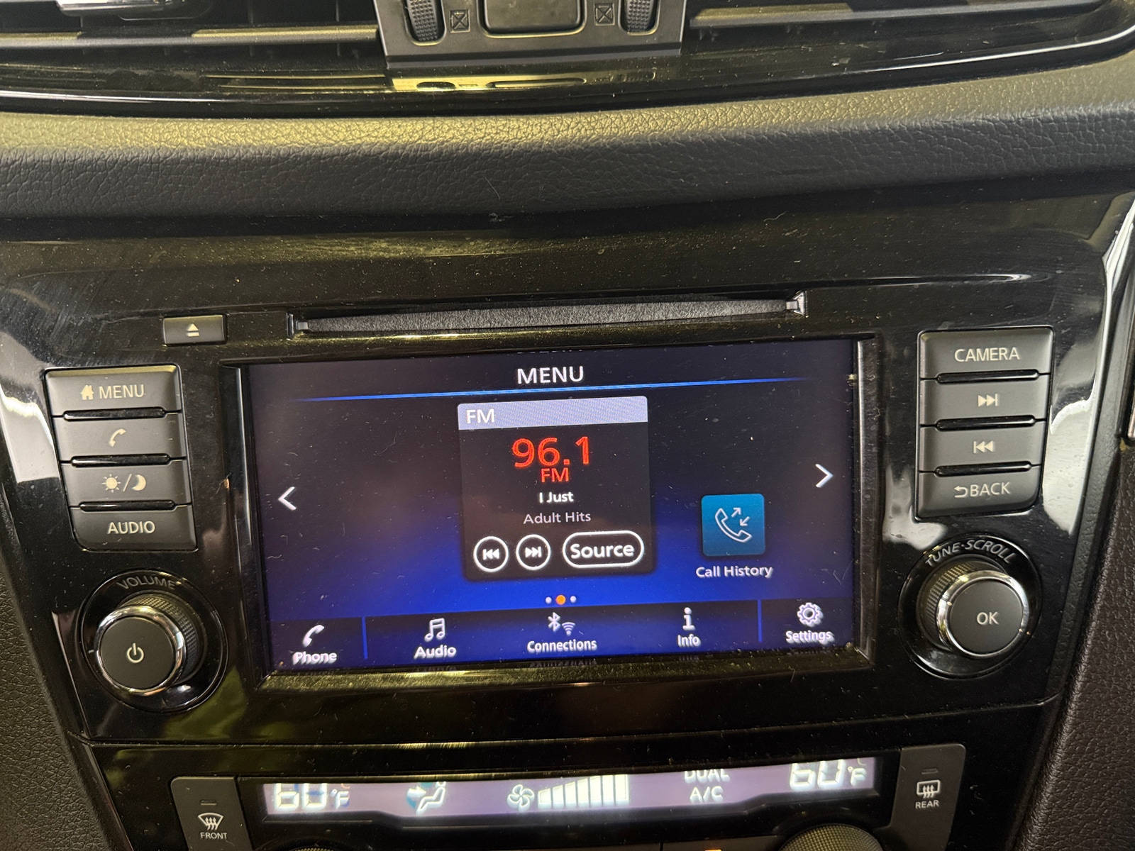 Thumbnail: 2020 Nissan Rogue Sport - 4