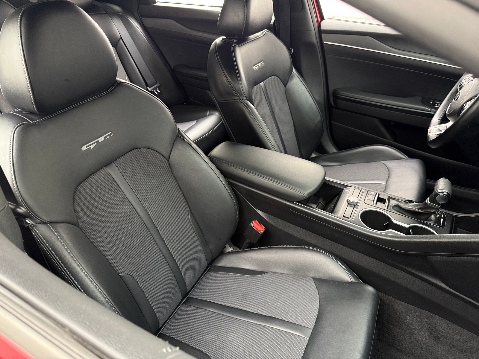 Thumbnail: 2021 Kia K5 - 2