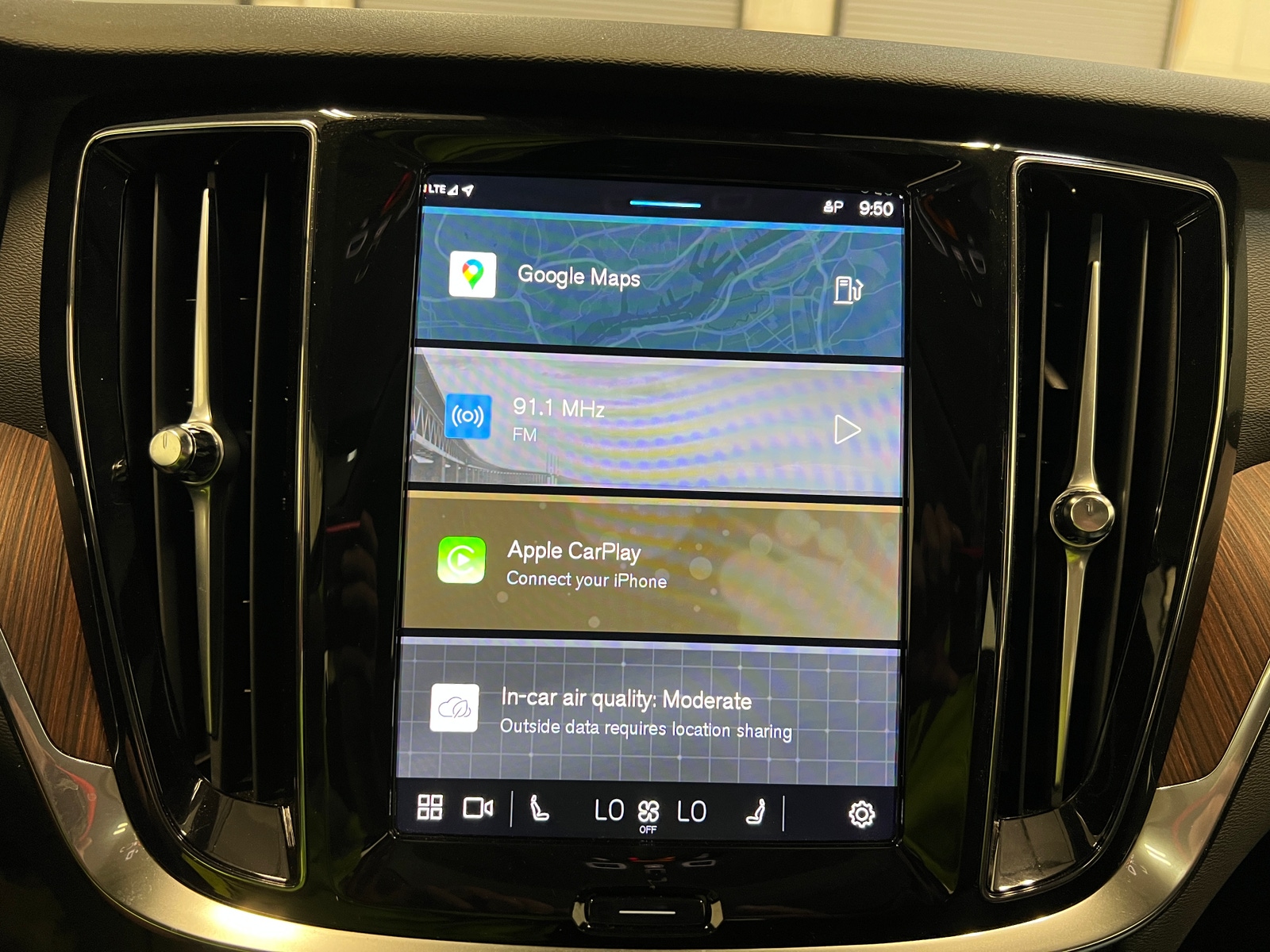 Thumbnail: 2024 Volvo S60 - 3