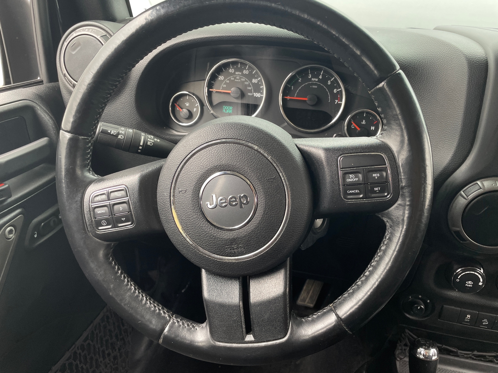 Thumbnail: 2017 Jeep Wrangler - 5