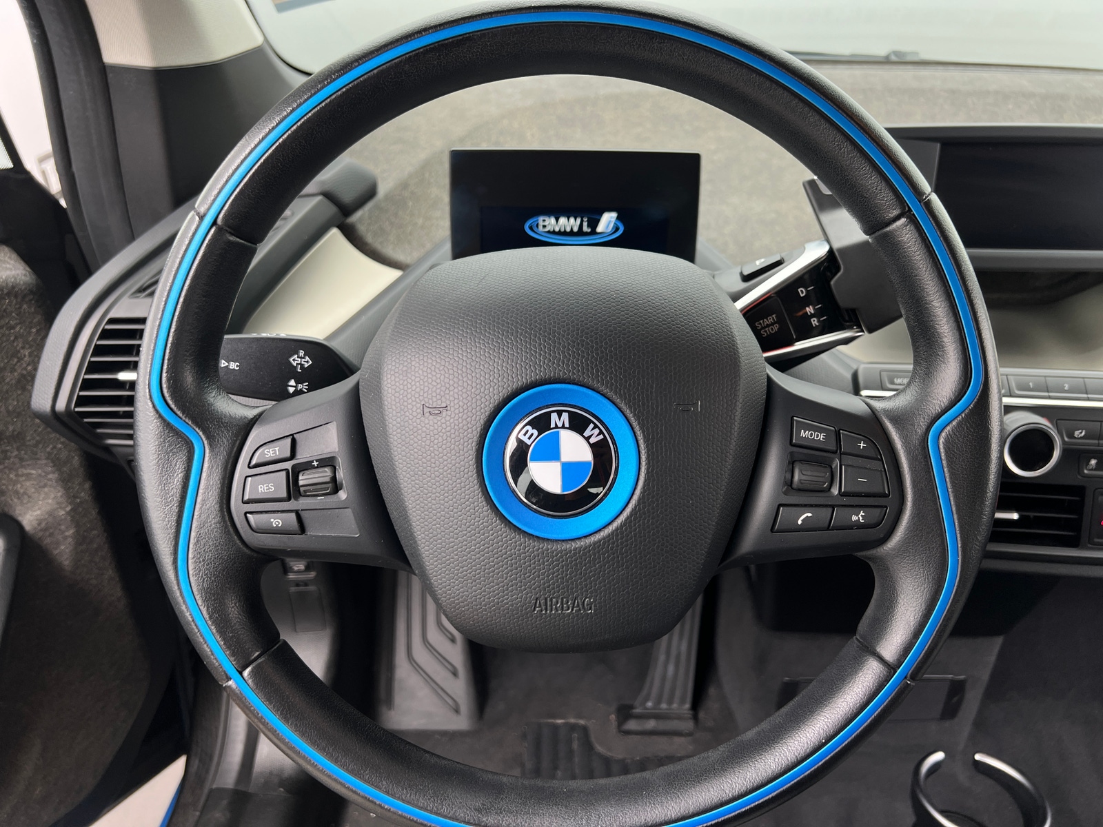 Thumbnail: 2019 BMW i3 - 5