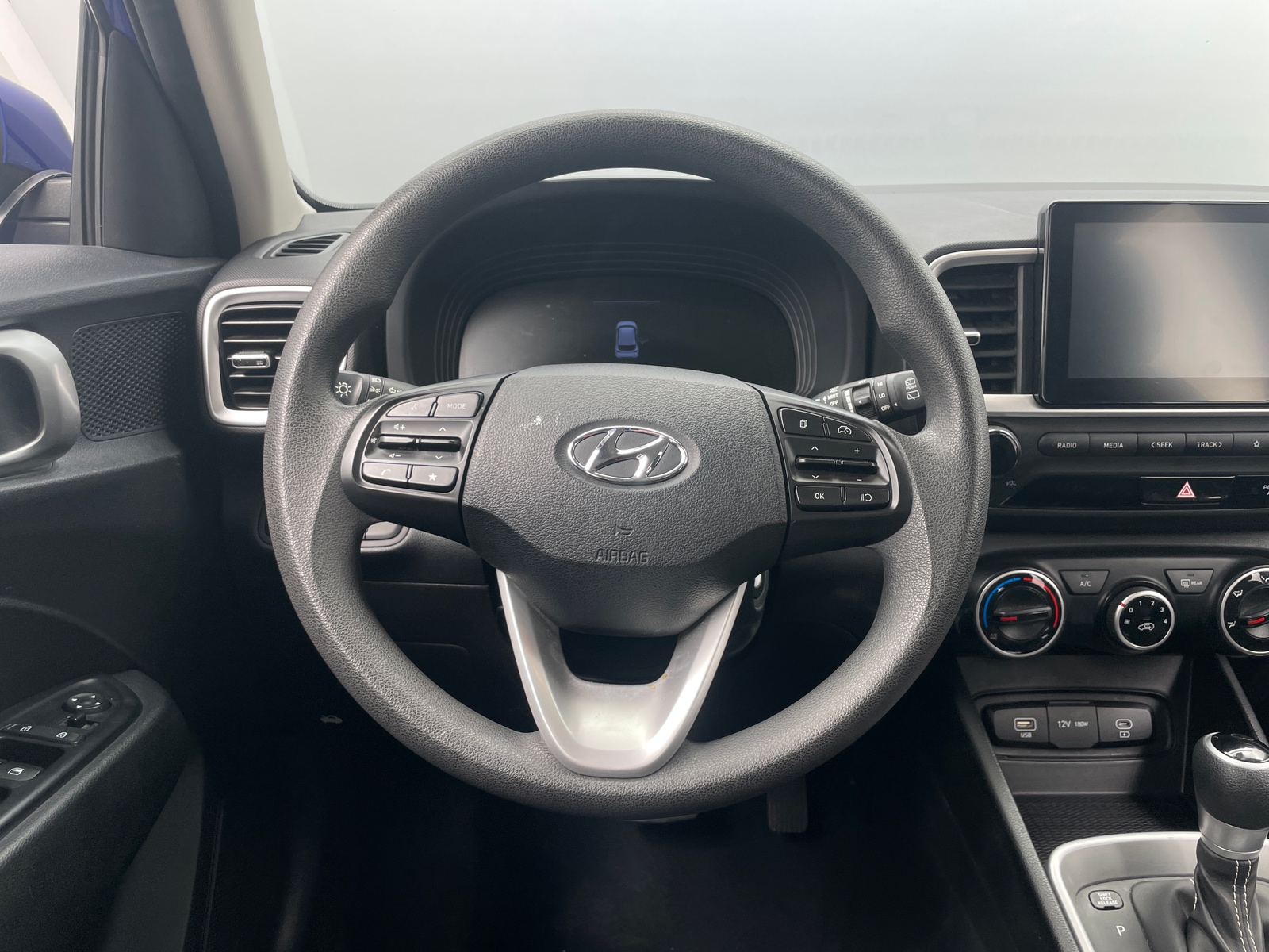 Thumbnail: 2024 Hyundai Venue - 5
