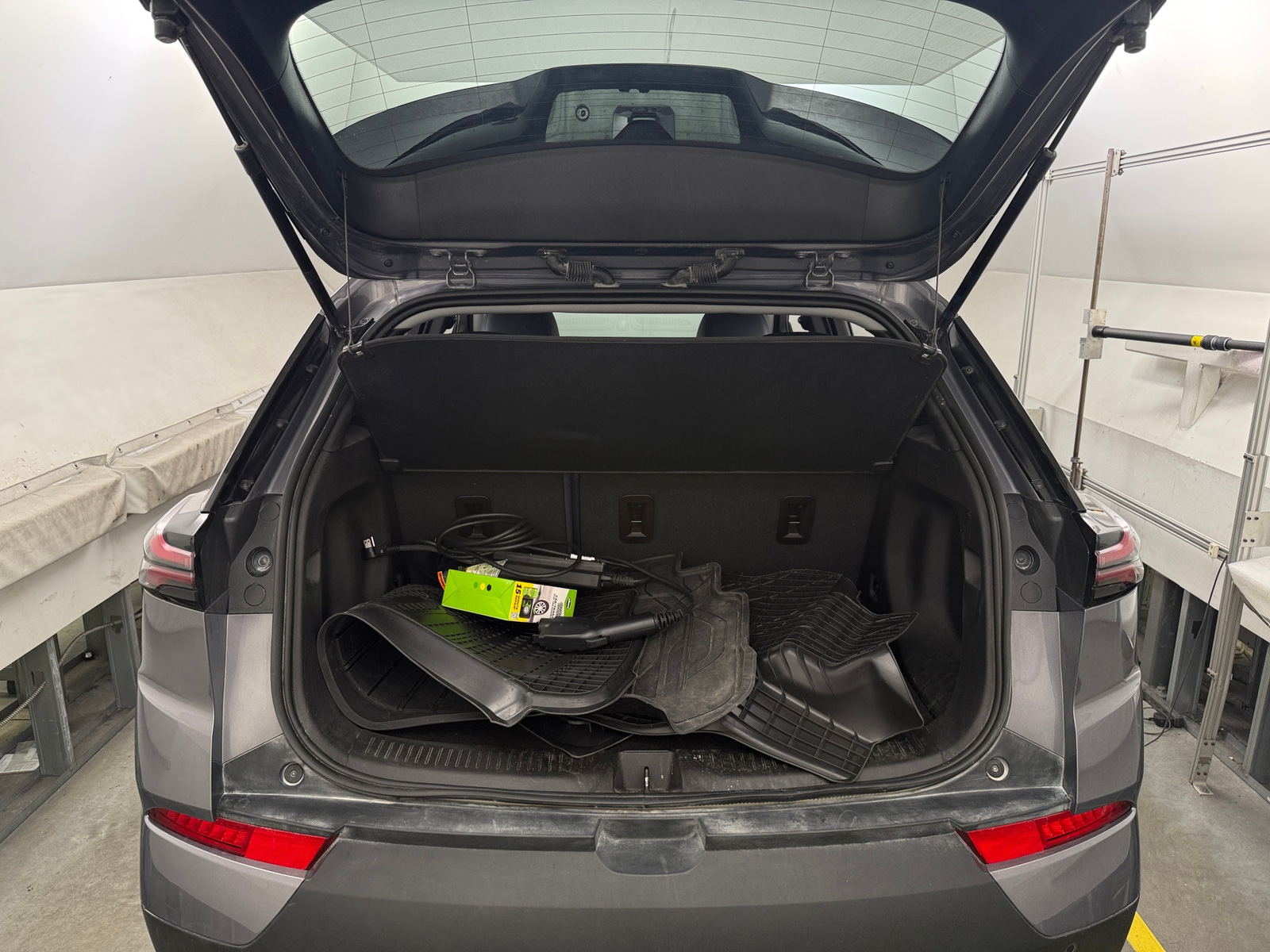 Thumbnail: 2023 Chevrolet Bolt EUV - 6