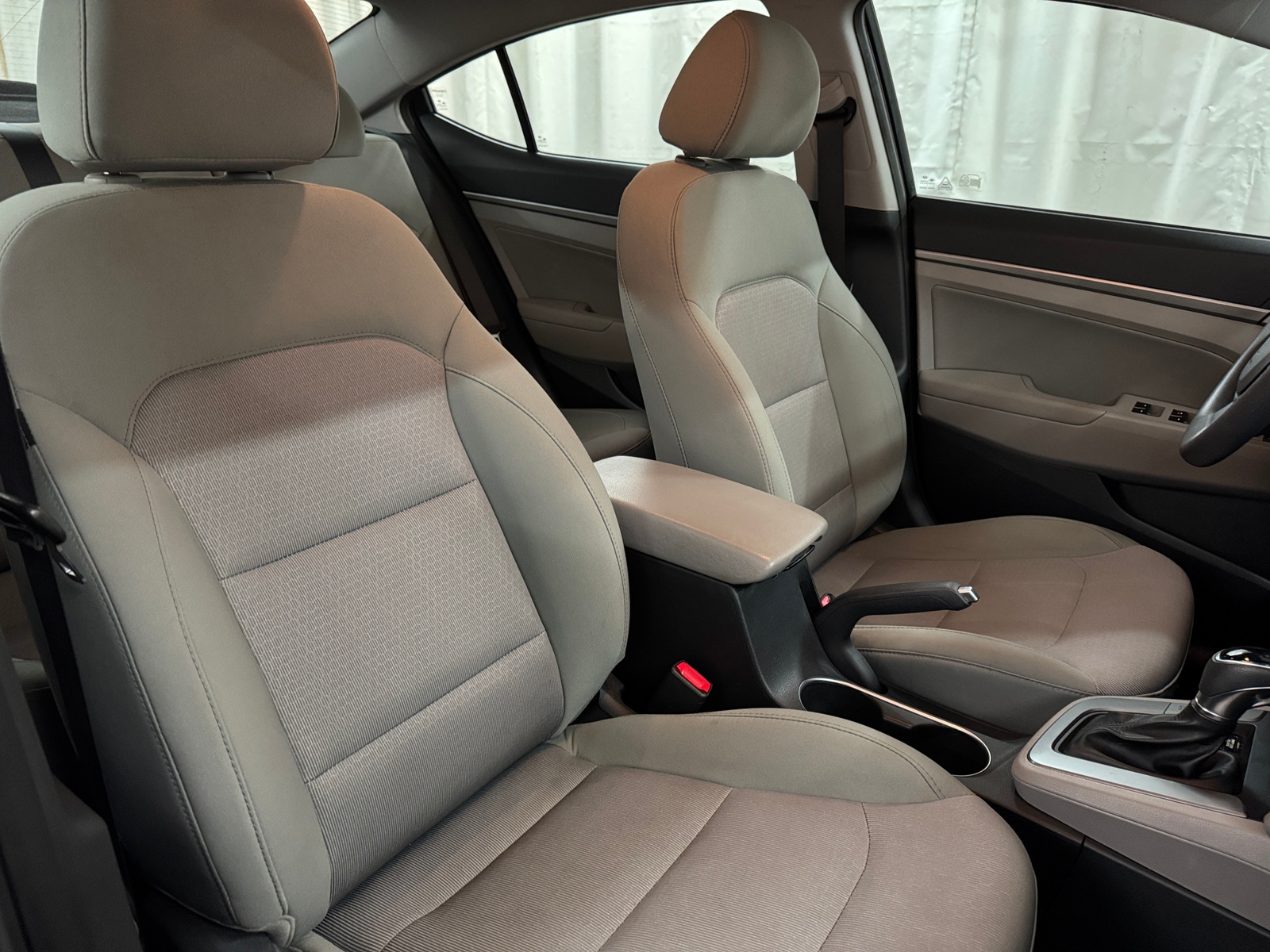 Thumbnail: 2017 Hyundai Elantra - 2