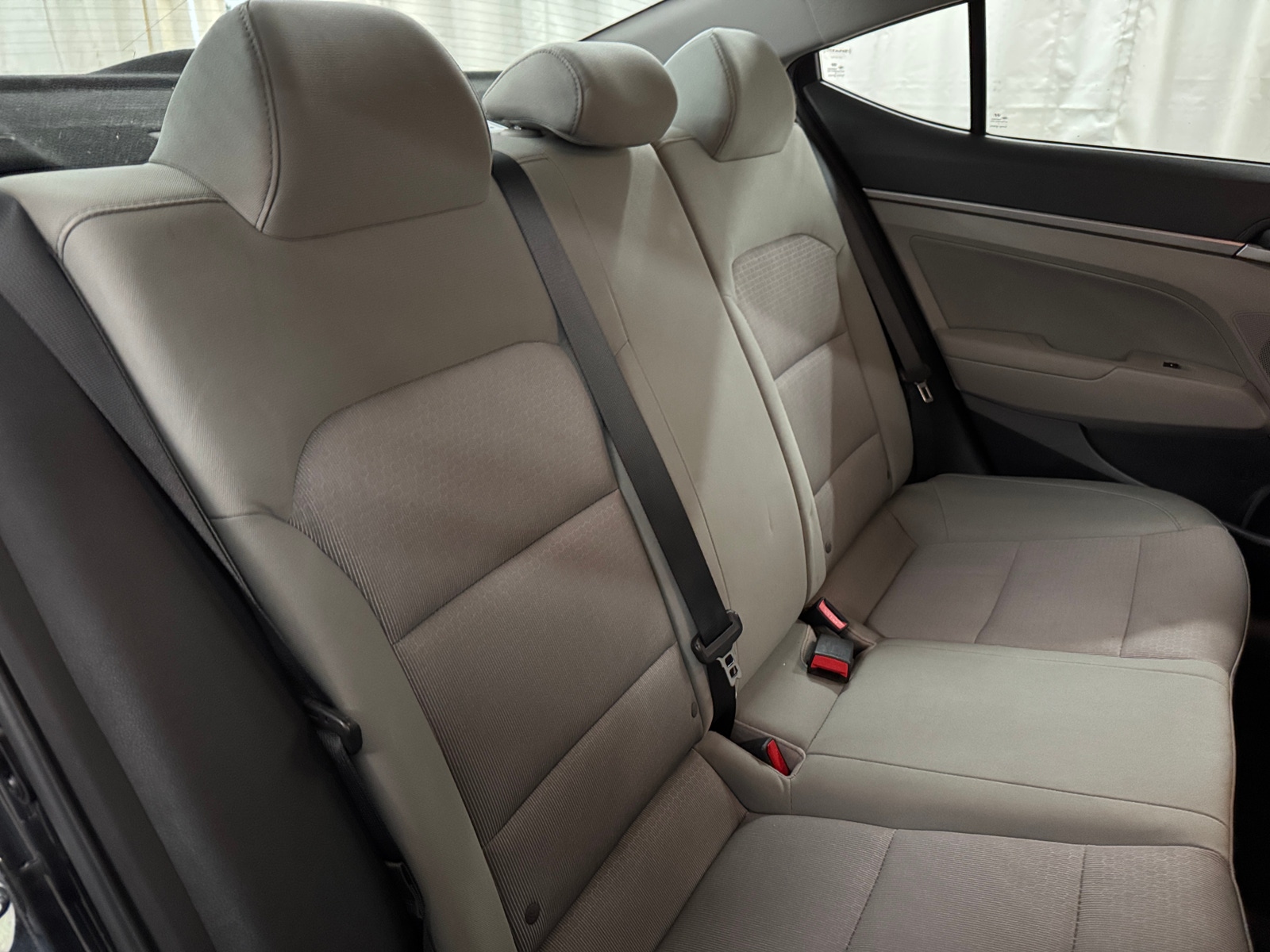 Thumbnail: 2017 Hyundai Elantra - 6