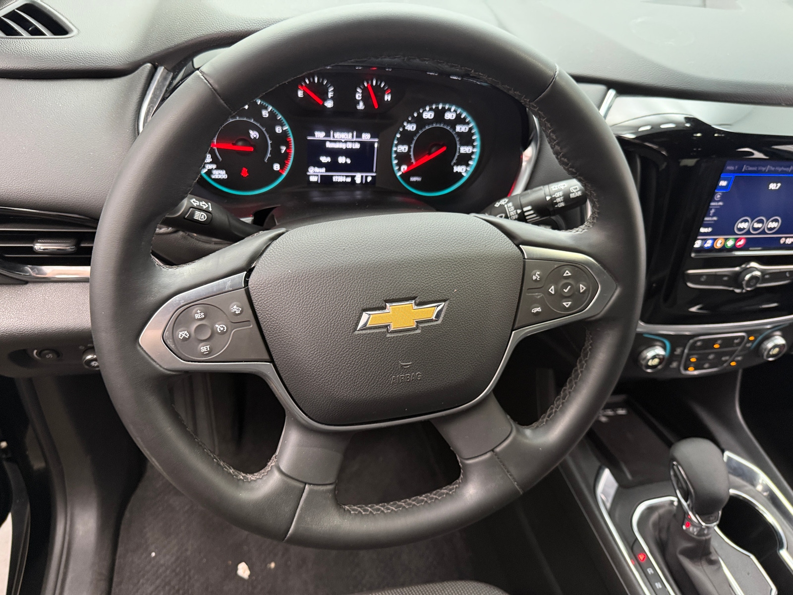 Thumbnail: 2023 Chevrolet Traverse - 5