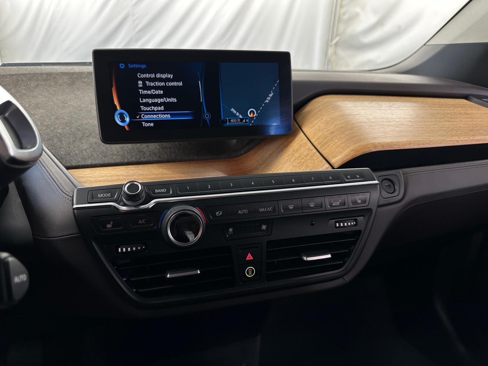 Thumbnail: 2015 BMW i3 - 3