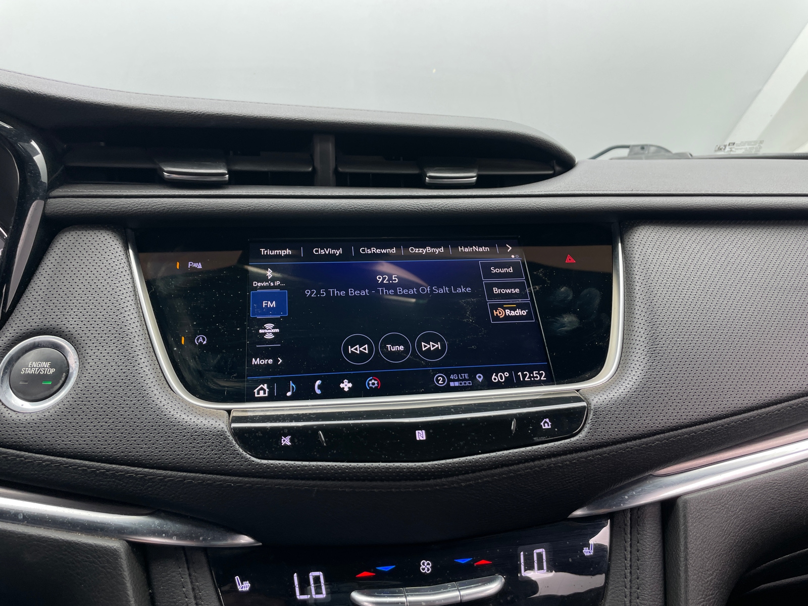 Thumbnail: 2021 Cadillac XT5 - 3