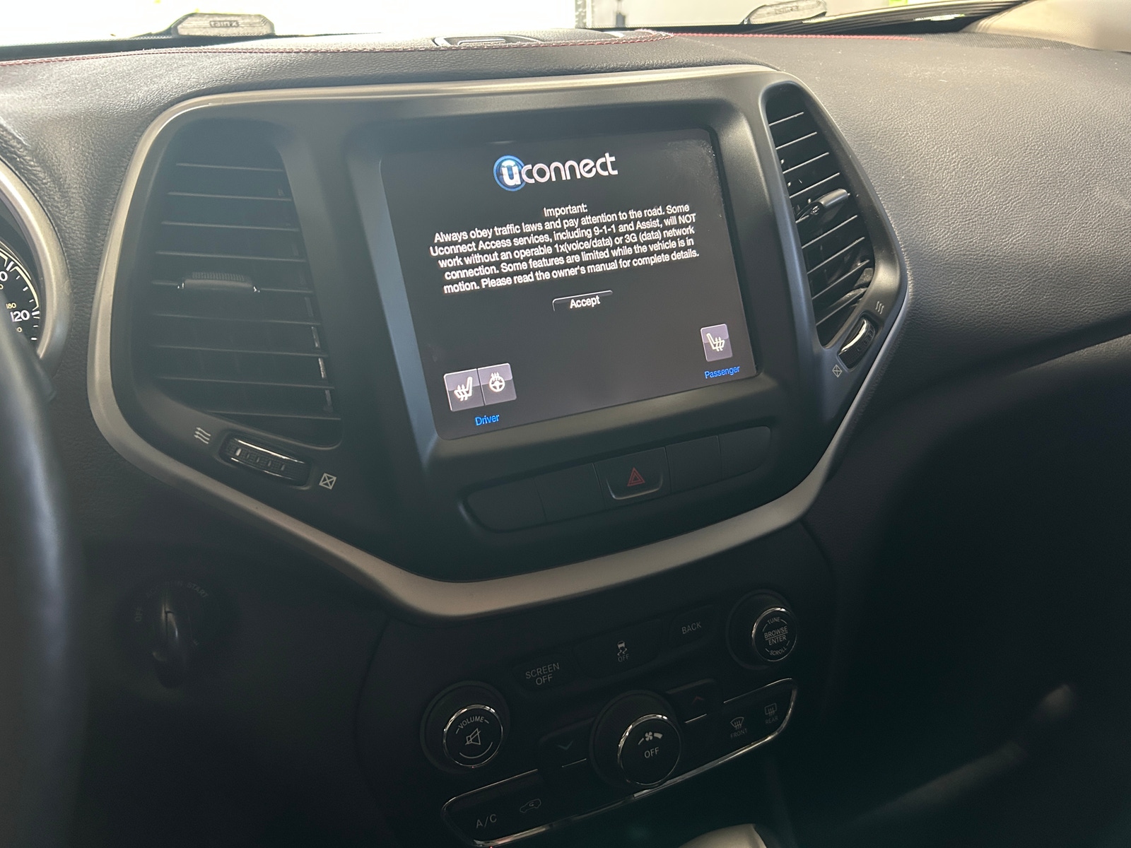 Thumbnail: 2014 Jeep Cherokee - 4