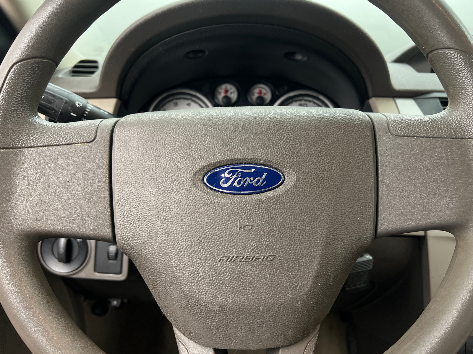 Thumbnail: 2010 Ford Focus - 5