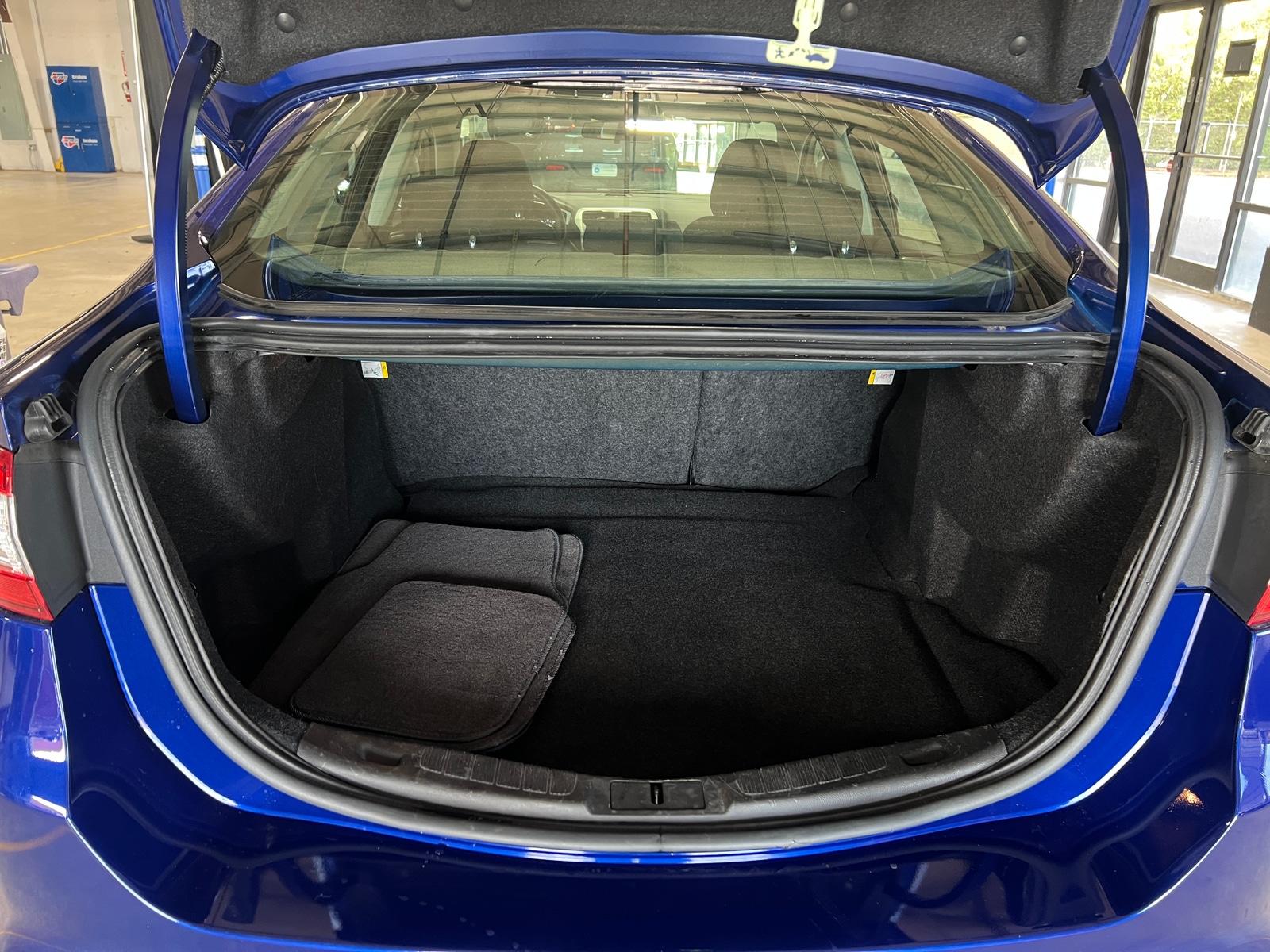 Thumbnail: 2013 Ford Fusion - 7