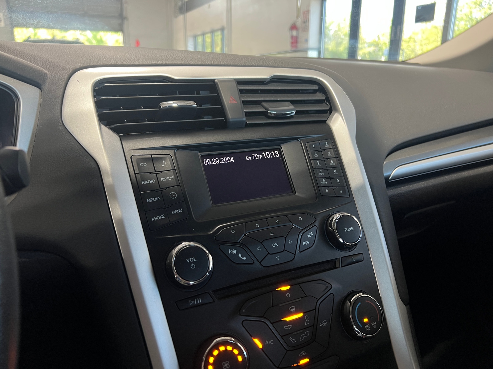 Thumbnail: 2013 Ford Fusion - 4