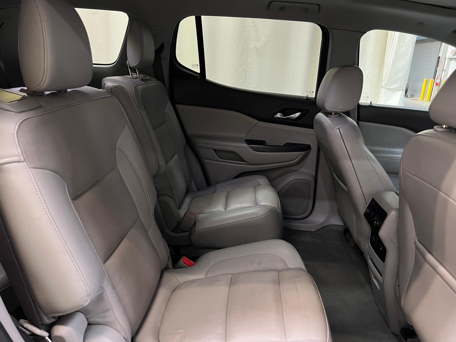 Thumbnail: 2017 GMC Acadia - 5