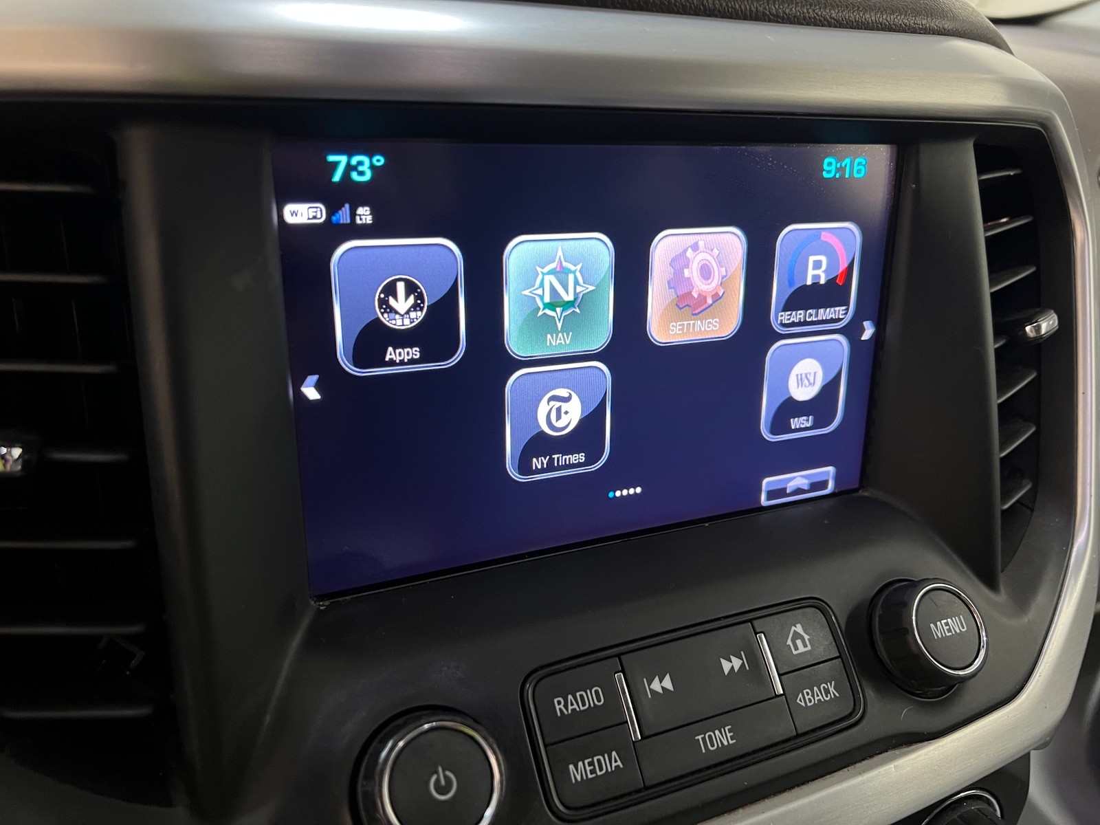 Thumbnail: 2017 GMC Acadia - 3