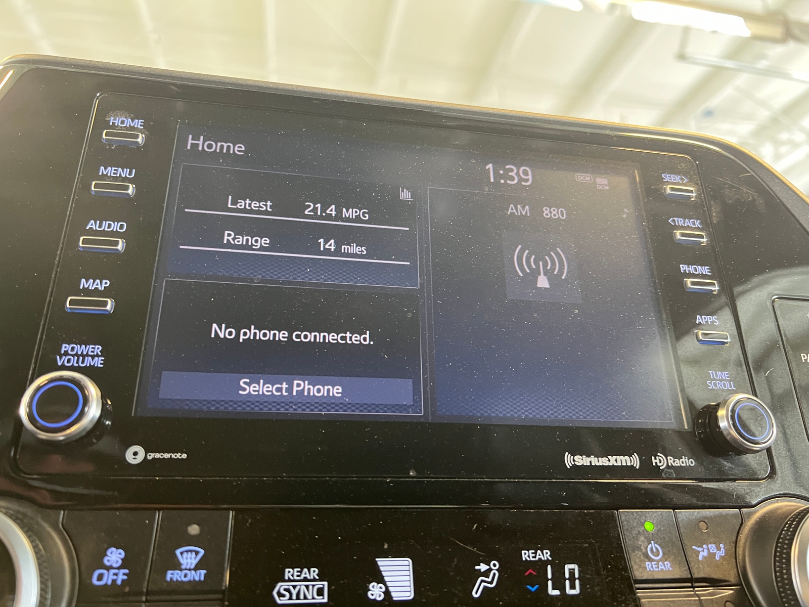 Thumbnail: 2020 Toyota Highlander - 3