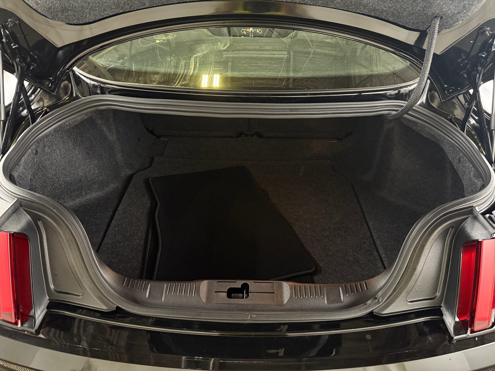 Thumbnail: 2016 Ford Mustang - 5