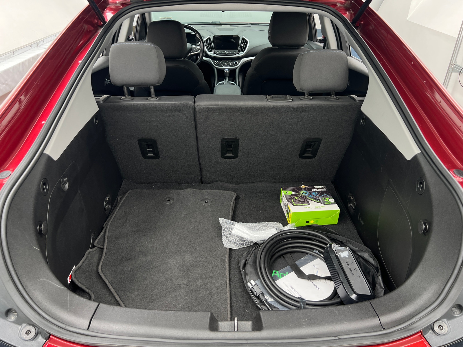 Thumbnail: 2018 Chevrolet Volt - 7