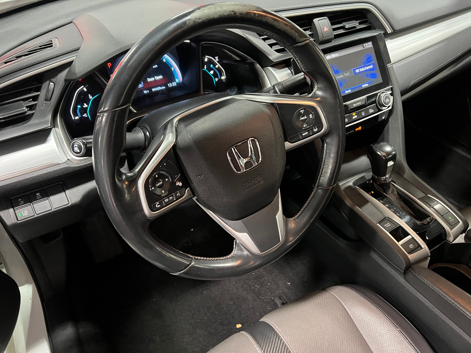 Thumbnail: 2016 Honda Civic - 4