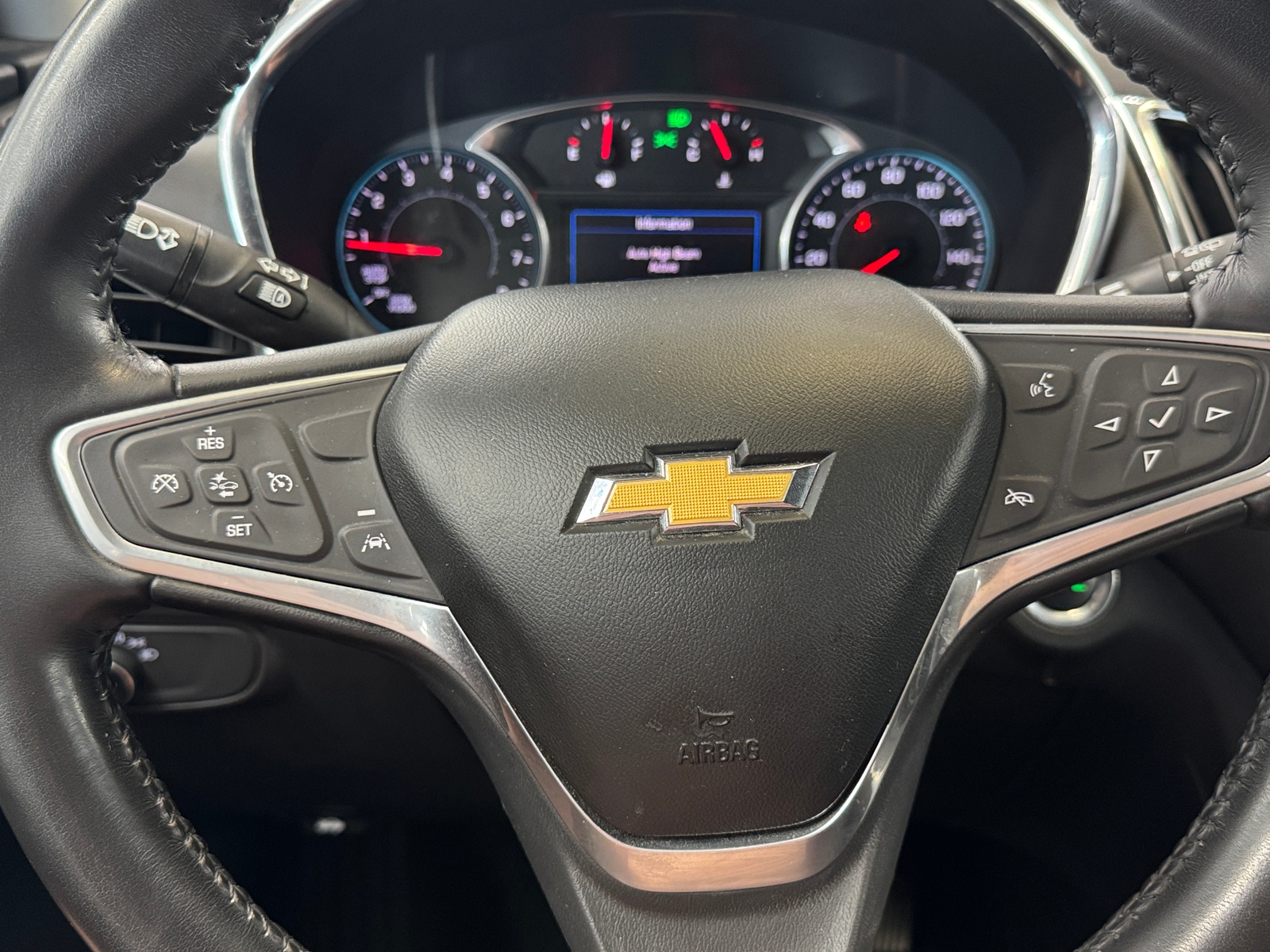 Thumbnail: 2022 Chevrolet Equinox - 5