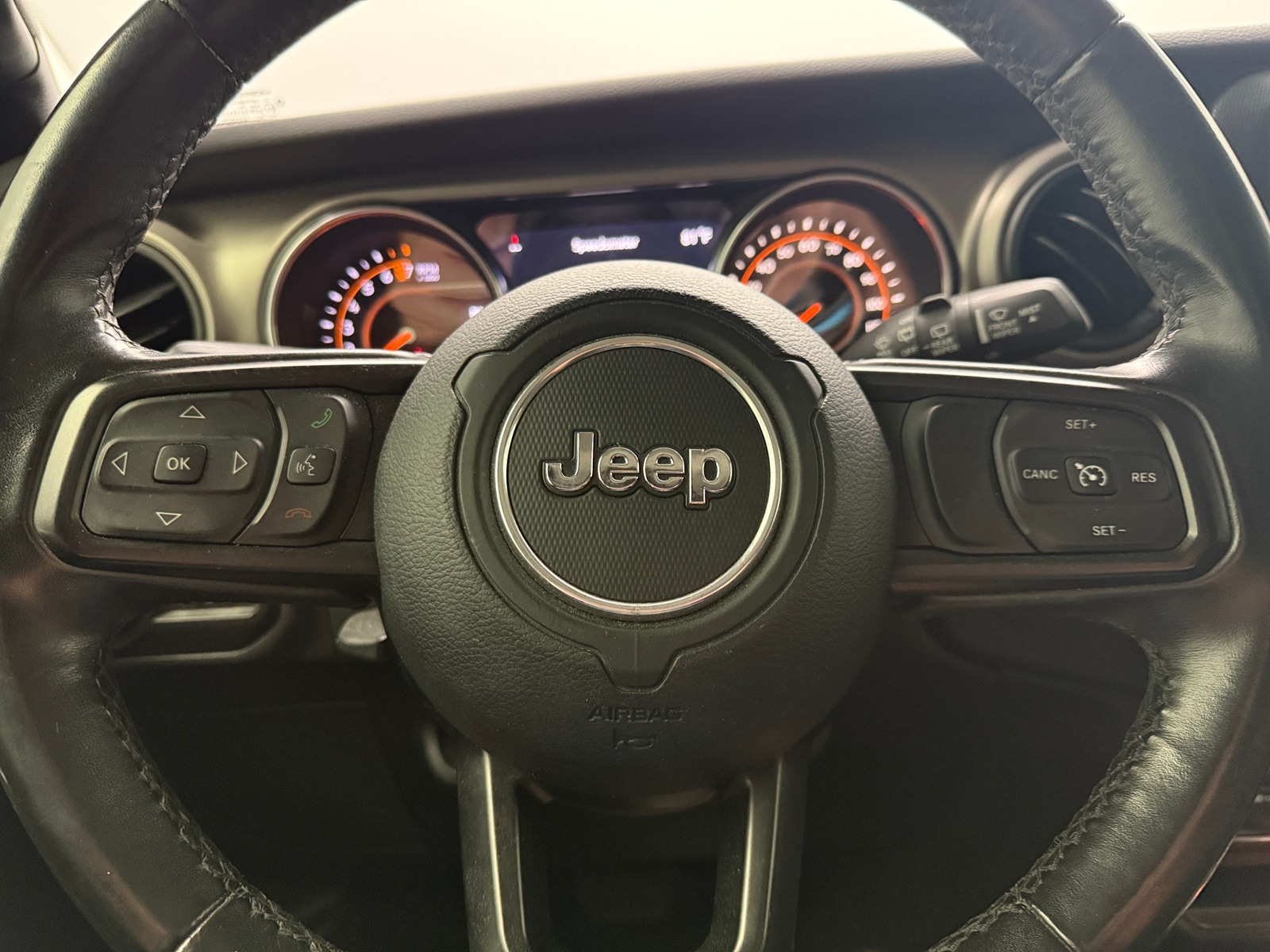 Thumbnail: 2019 Jeep Wrangler - 5