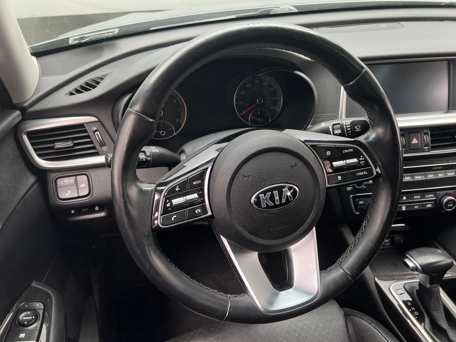 Thumbnail: 2020 Kia Optima - 4