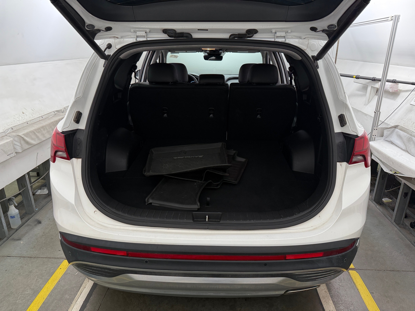 Thumbnail: 2023 Hyundai Santa Fe - 6