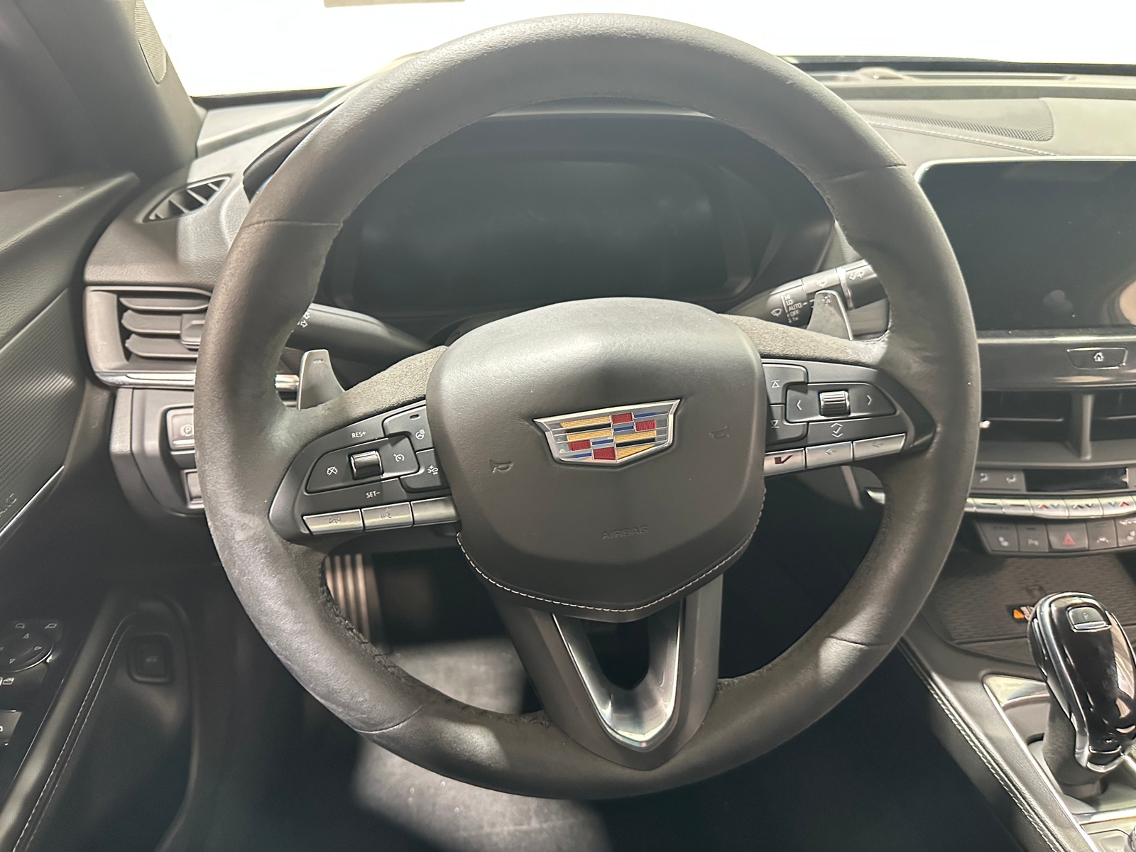 Thumbnail: 2022 Cadillac CT4 - 4