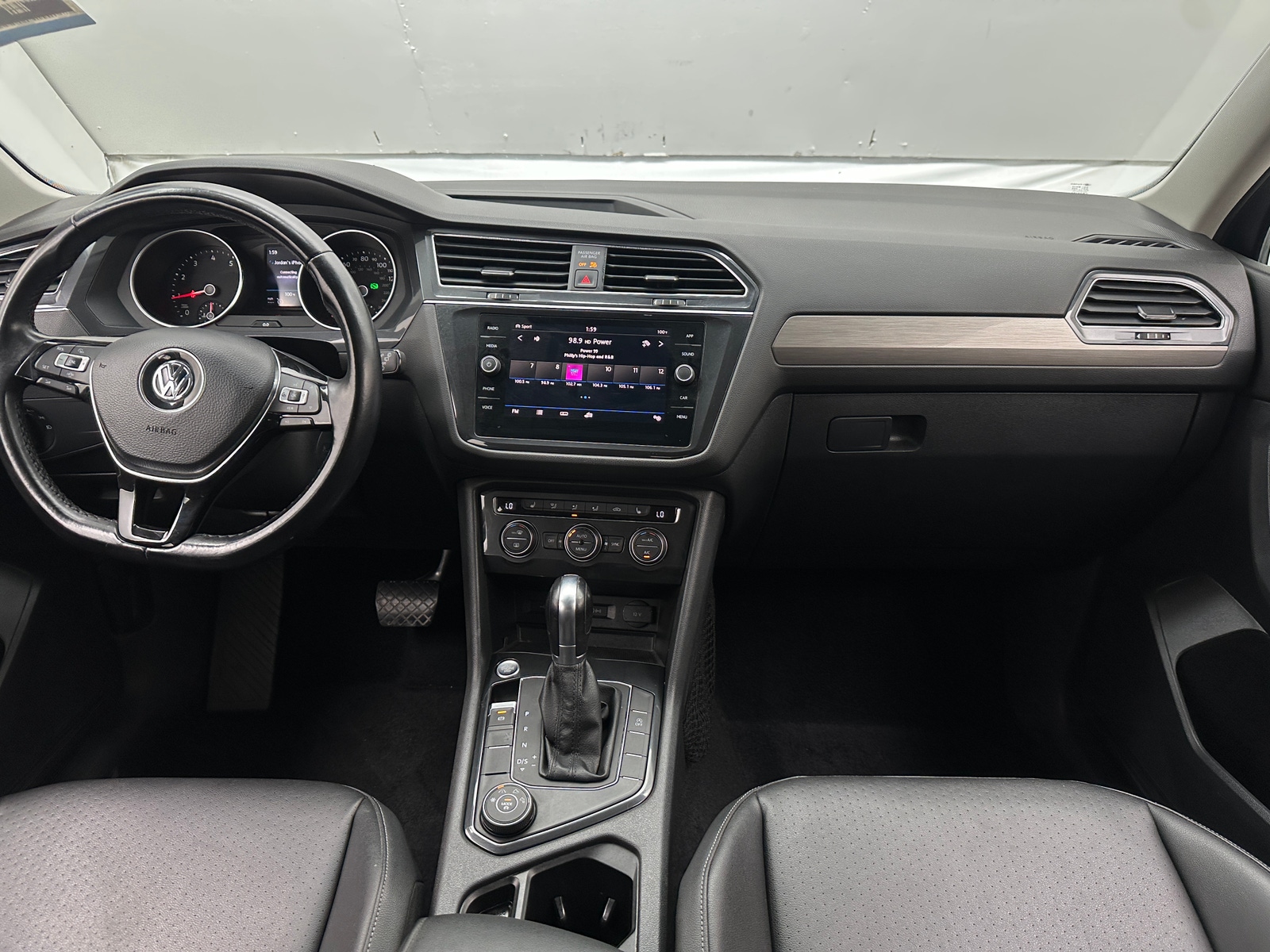 Thumbnail: 2019 Volkswagen Tiguan - 2