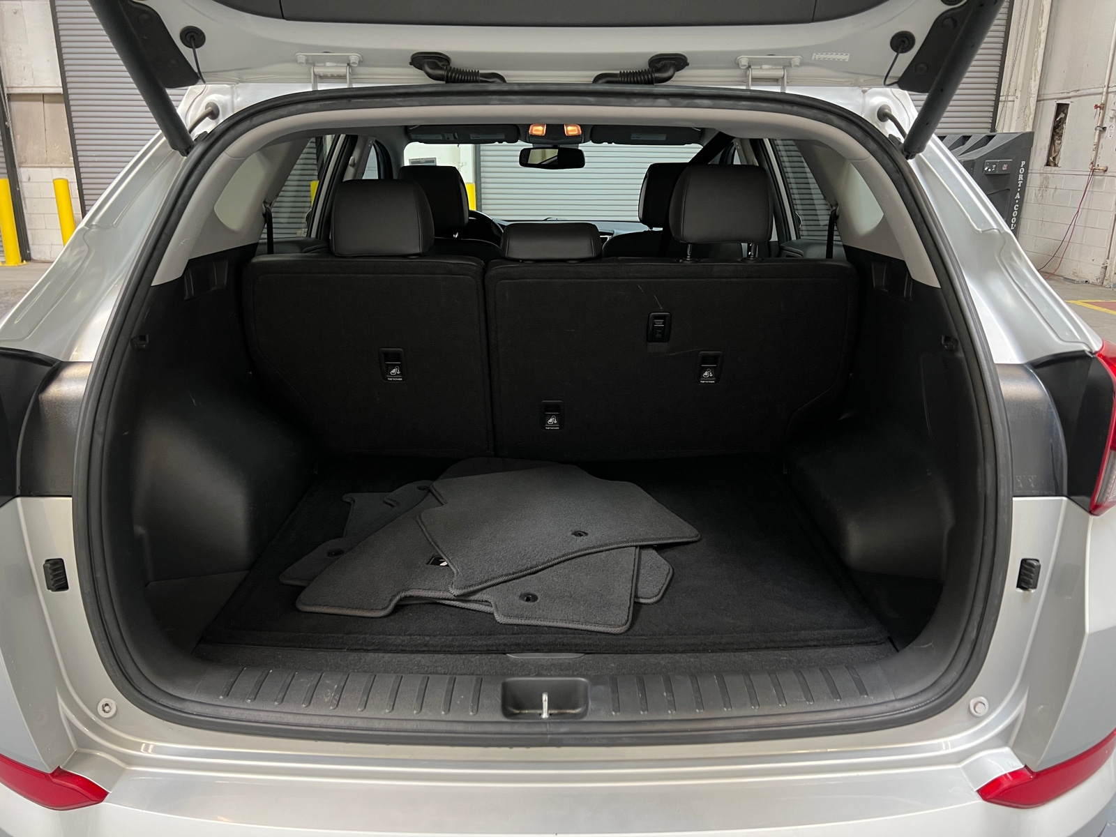 Thumbnail: 2016 Hyundai Tucson - 6