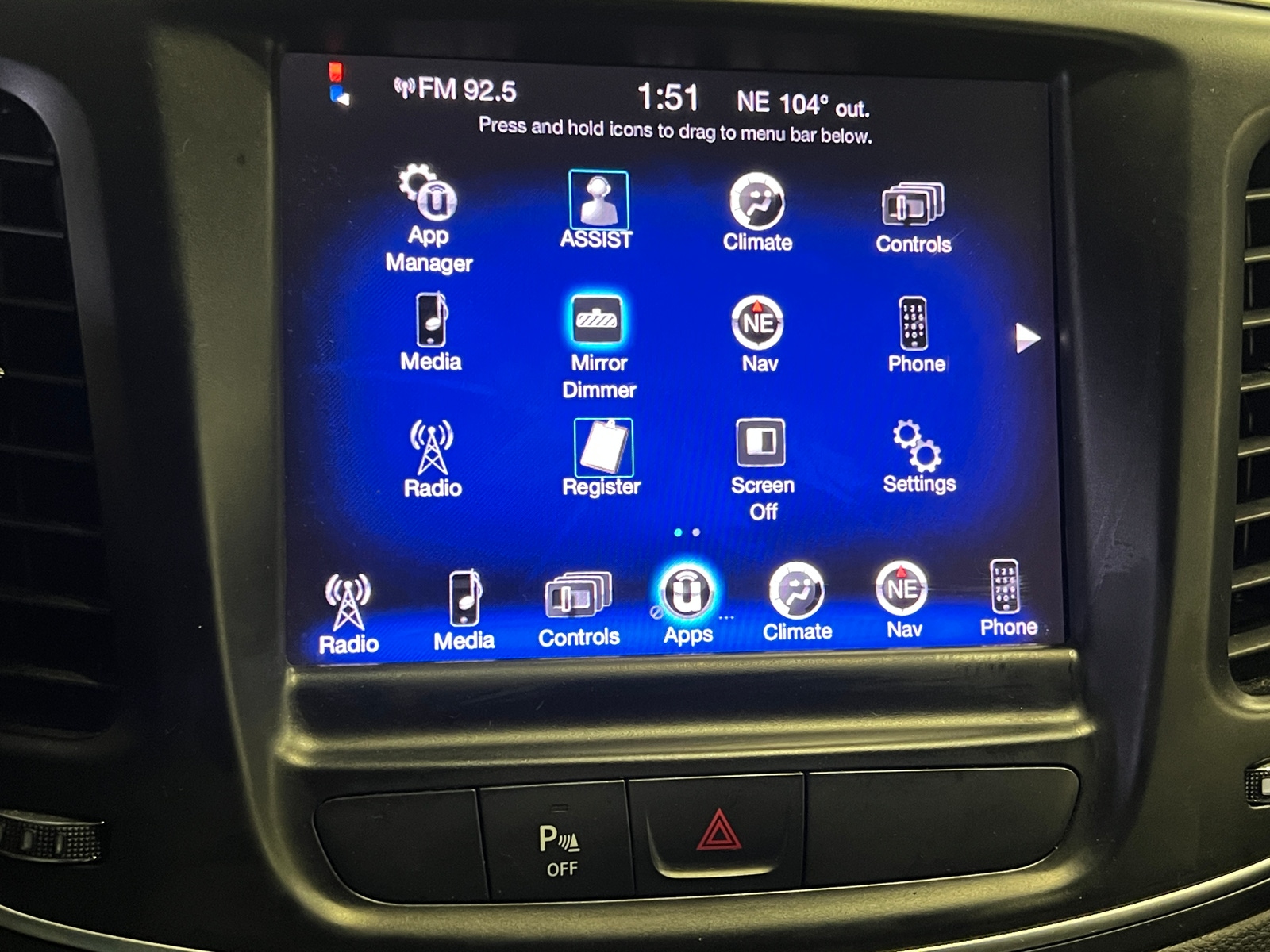 Thumbnail: 2015 Chrysler 200 - 4