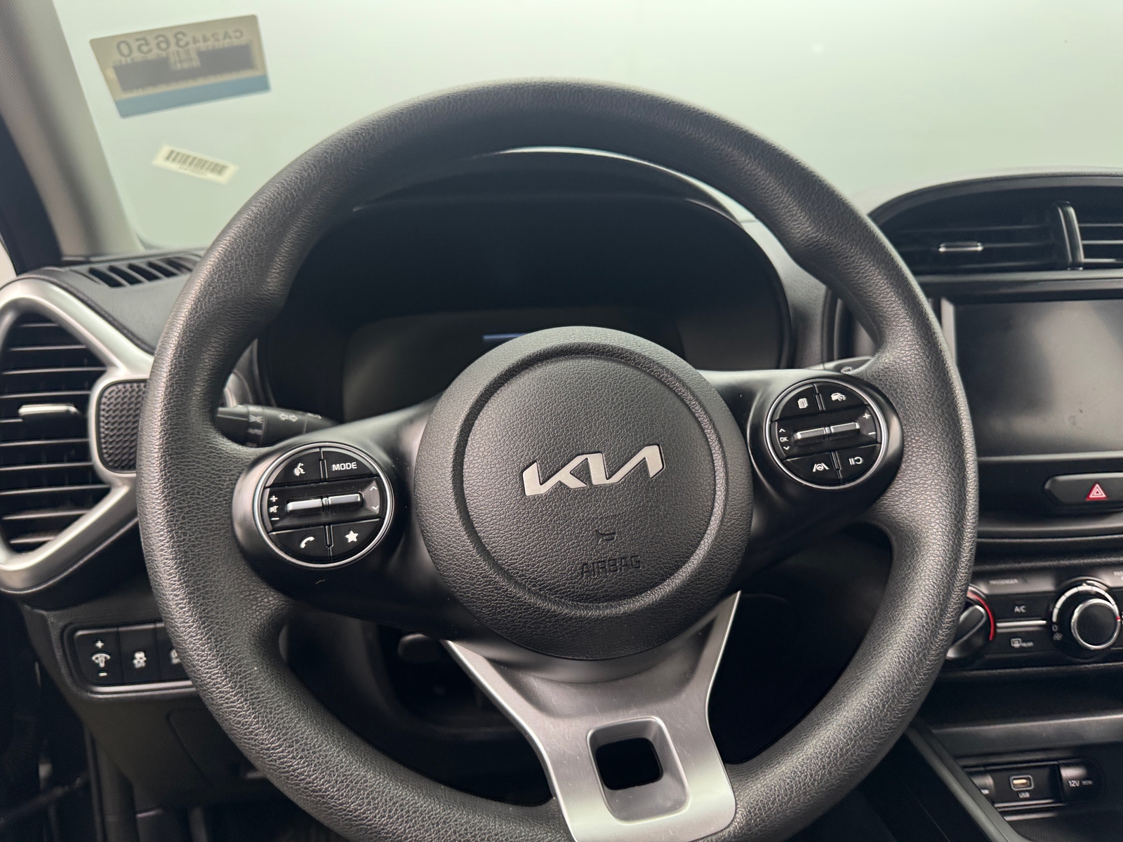Thumbnail: 2023 Kia Soul - 5